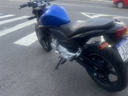 HONDA - CB 300R - 2011/2011 - Azul - R$ 10.900,00