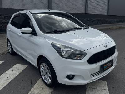 FORD - KA - 2015/2015 - Branca - R$ 43.900,00
