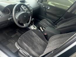 RENAULT - MÉGANE - 2008/2008 - Prata - R$ 26.900,00