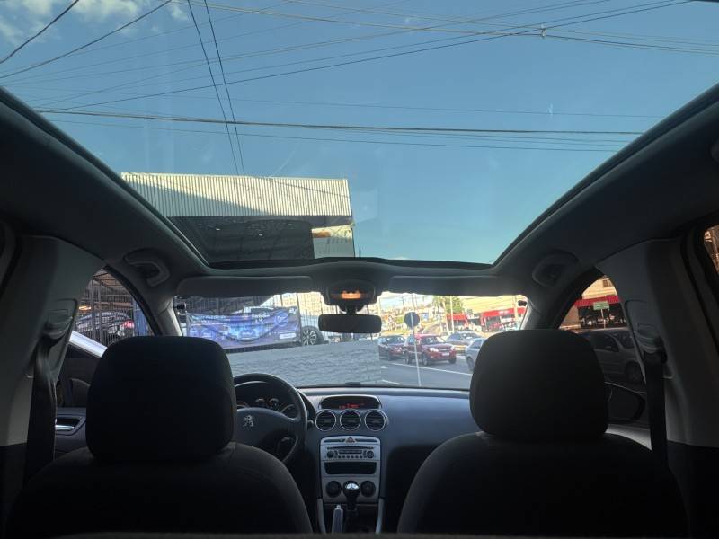 PEUGEOT - 308 - 2014/2014 - Branca - R$ 41.900,00