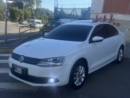 VOLKSWAGEN - JETTA - 2014/2014 - Branca - R$ 71.900,00