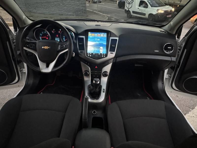 CHEVROLET - CRUZE - 2014/2014 - Branca - R$ 61.900,00