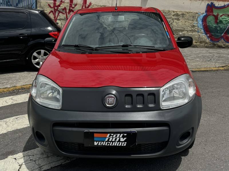 FIAT - UNO - 2012/2012 - Vermelha - R$ 27.900,00